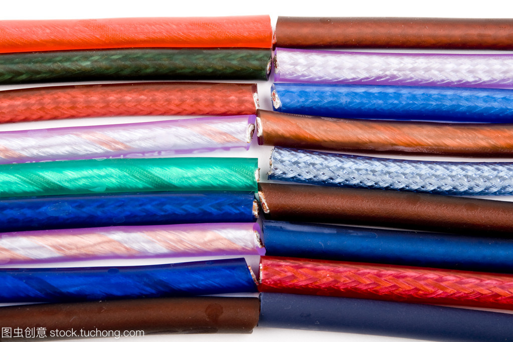 顏色編碼在電線電纜與高低壓配電柜中的應(yīng)用與安全意義